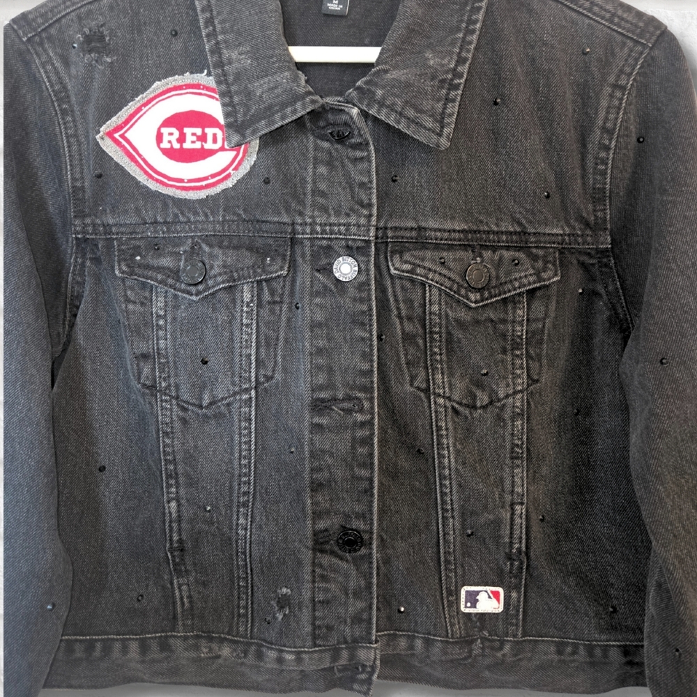 Cincinnati Reds Crop Rhinestone Jacket - Picture 4 of 8